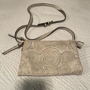 Crossbody purse